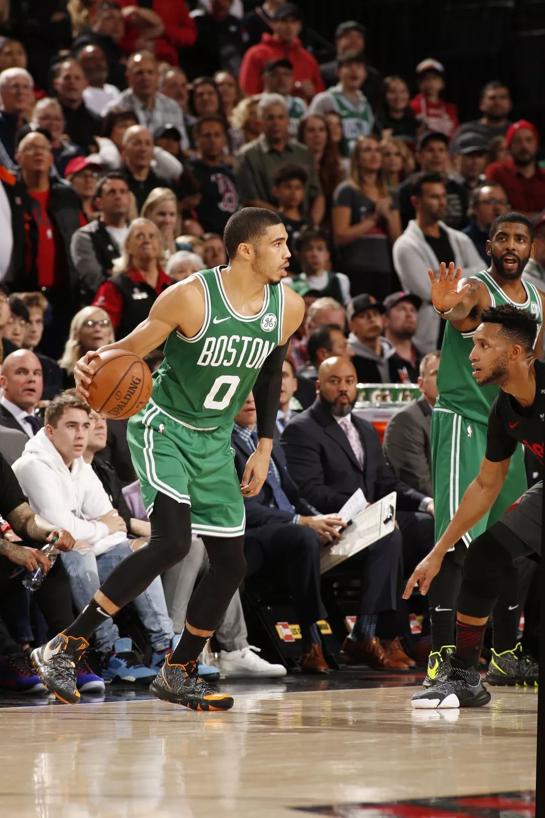 壹号娱乐平台-包含风云突变布莱顿转会期迎来里程碑转会期勒沃库森伤情更新，今晨萨克拉门托国王调整名单以备欧联直接炸裂的词条