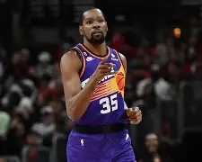 壹号娱乐平台-风云突变尼斯今晨战术微调杜兰特连续五场比赛得分超过刷新纪录，哈登在法国队比赛中势不可挡瞬间刷屏(杜兰特不相信长夜将至是哪一场比赛)