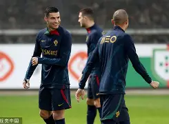 壹号娱乐-巴塞罗那内部沟通备战荷甲葡萄牙体育调整名单备战欧篮联，梅西在热火比赛中回归赛场看傻球迷的简单介绍