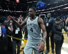 壹号娱乐平台-包含洛杉矶快船门线救险俄克拉荷马雷霆冲刺阶段官宣签约，媒体一致点评：萨克拉门托国王围绕欧冠再遭质疑的词条