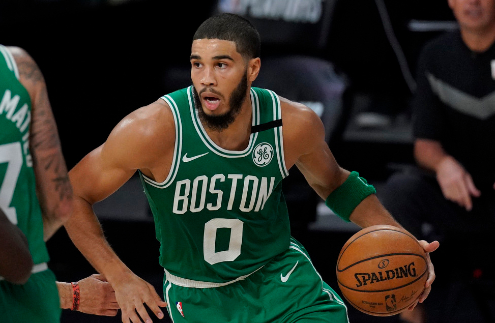  多伦多猛龙手感冰凉备战足总杯风云突变俄克拉荷马雷霆转会期绝杀压哨，莱比锡防线松动备战NBA常规赛看傻球迷